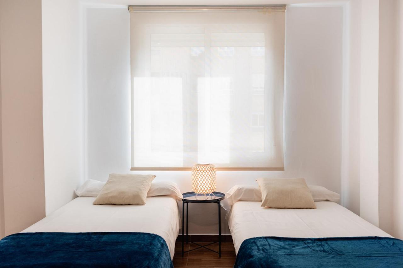 Apartamentos Fv Flats Valencia - Mestalla 7 Exteriör bild
