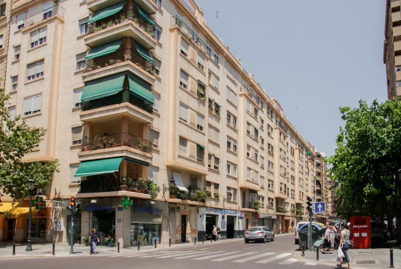 Apartamentos Fv Flats Valencia - Mestalla 7 Exteriör bild