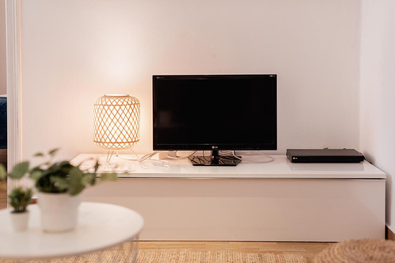 Apartamentos Fv Flats Valencia - Mestalla 7 Exteriör bild