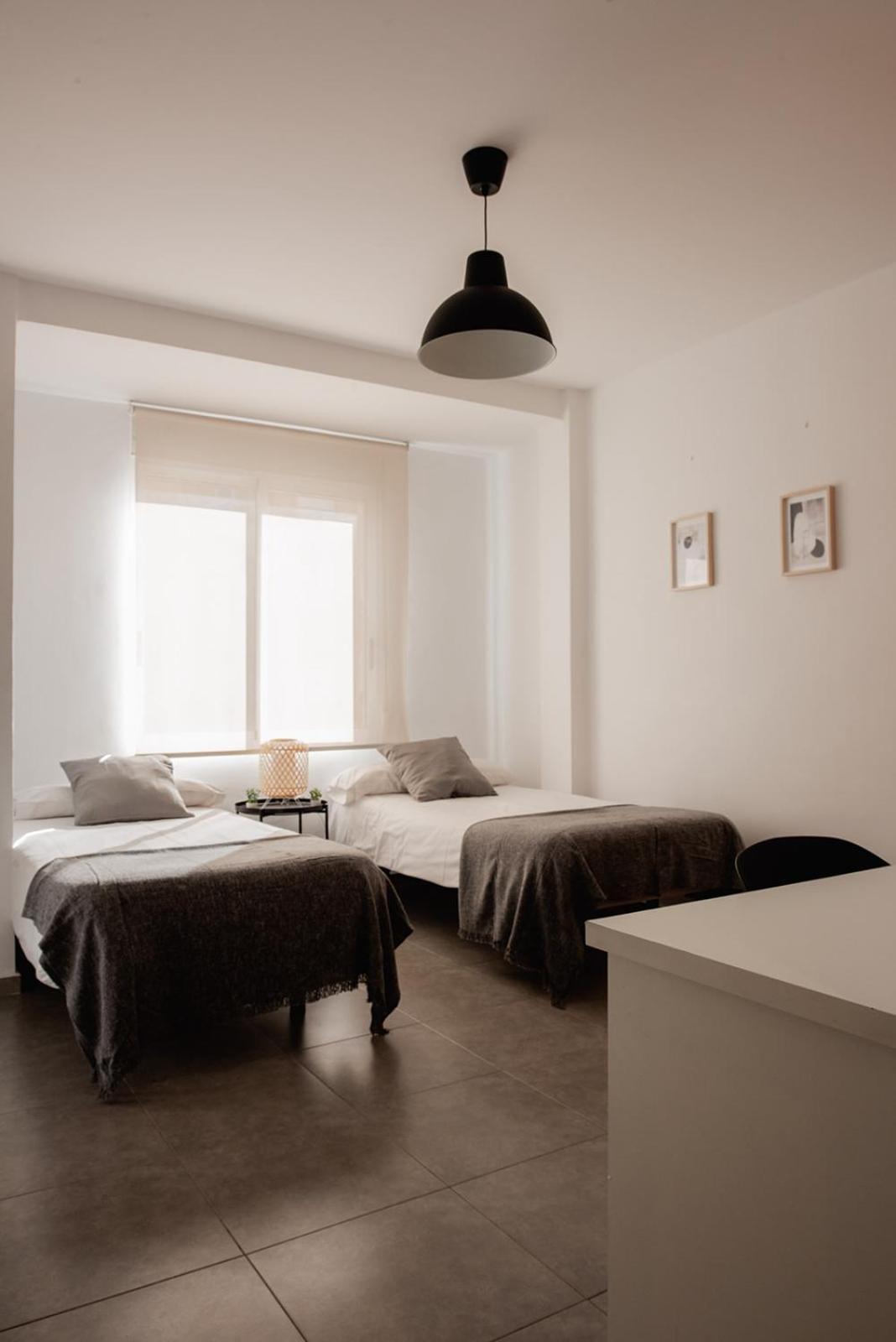 Apartamentos Fv Flats Valencia - Mestalla 7 Rum bild